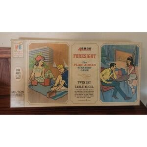 Vintage 1967 Foresight 4Cyte Strategy Board Game Original Box Milton Bradley NOS